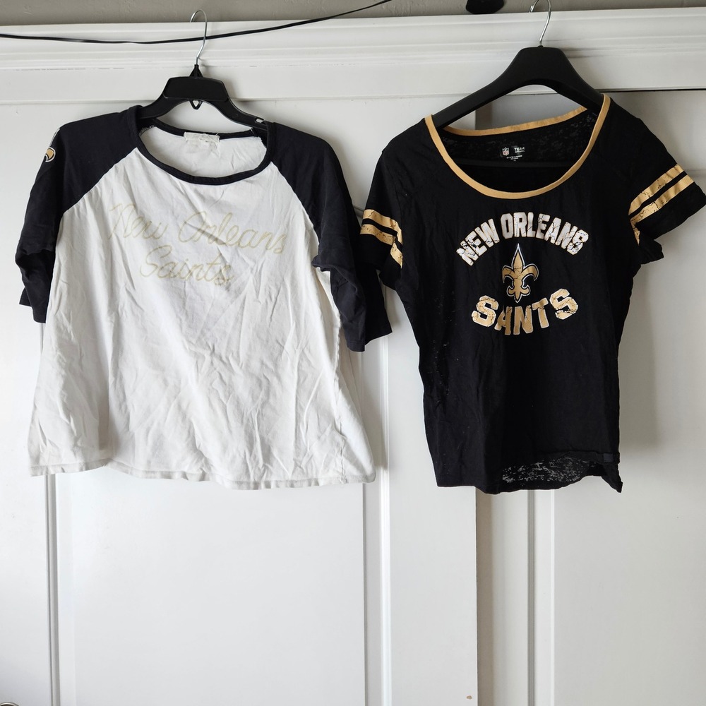 Lot‎ of 2 New Orleans Saints Shirts Womens 1X 2XL White Black Gold Short Sleeve